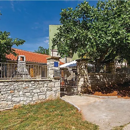 Holiday House Carpe Diem Apartment